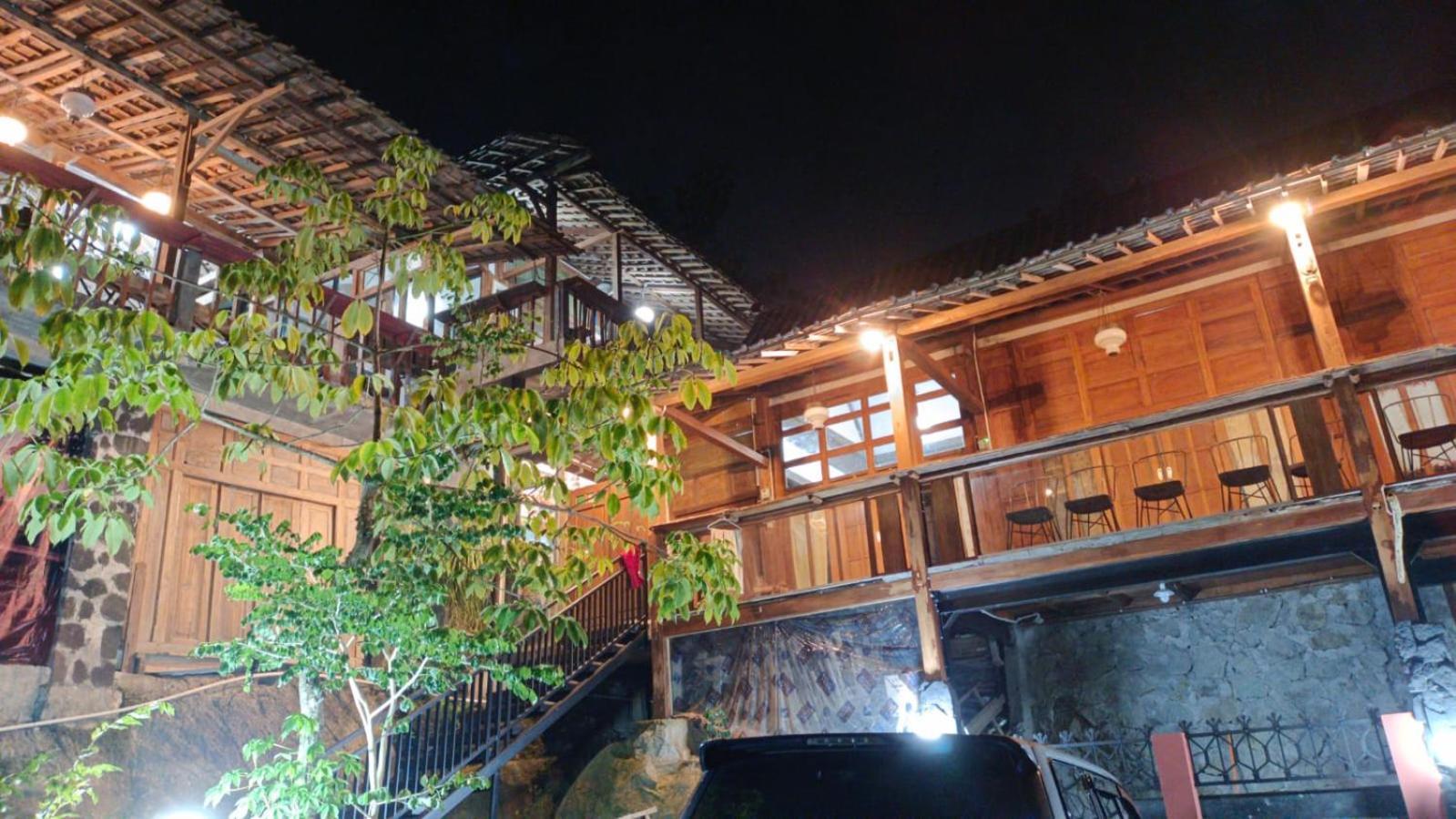 Omah Singo Stay And Resto Bantul Exterior photo